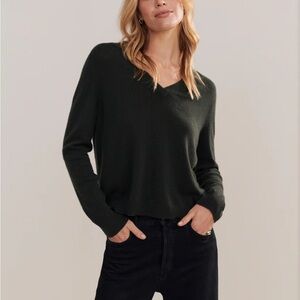 NWT Jenni Kayne Flynn Cashmere Sweater black